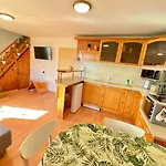 Villa Stella - Private House With Parking Spot, Pool And Sea View