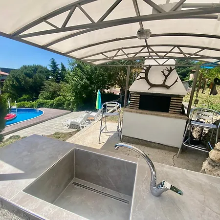 Willa Stella - Private House With Parking Spot, Pool And Sea View