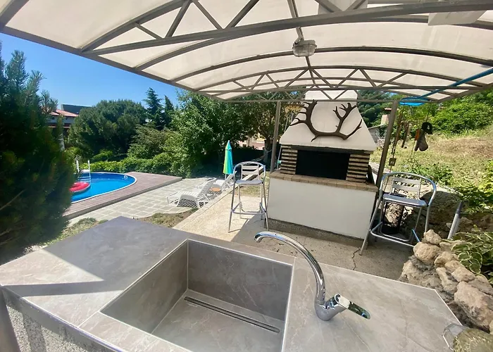 Villa Stella - Private House With Parking Spot, Pool And Sea View